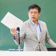 萩原教授の写真