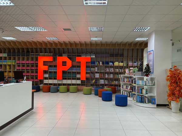 FPT大学