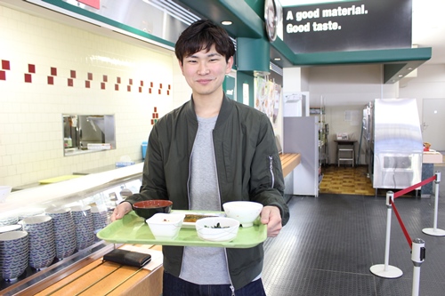 朝食キャンペーンを利用した学生