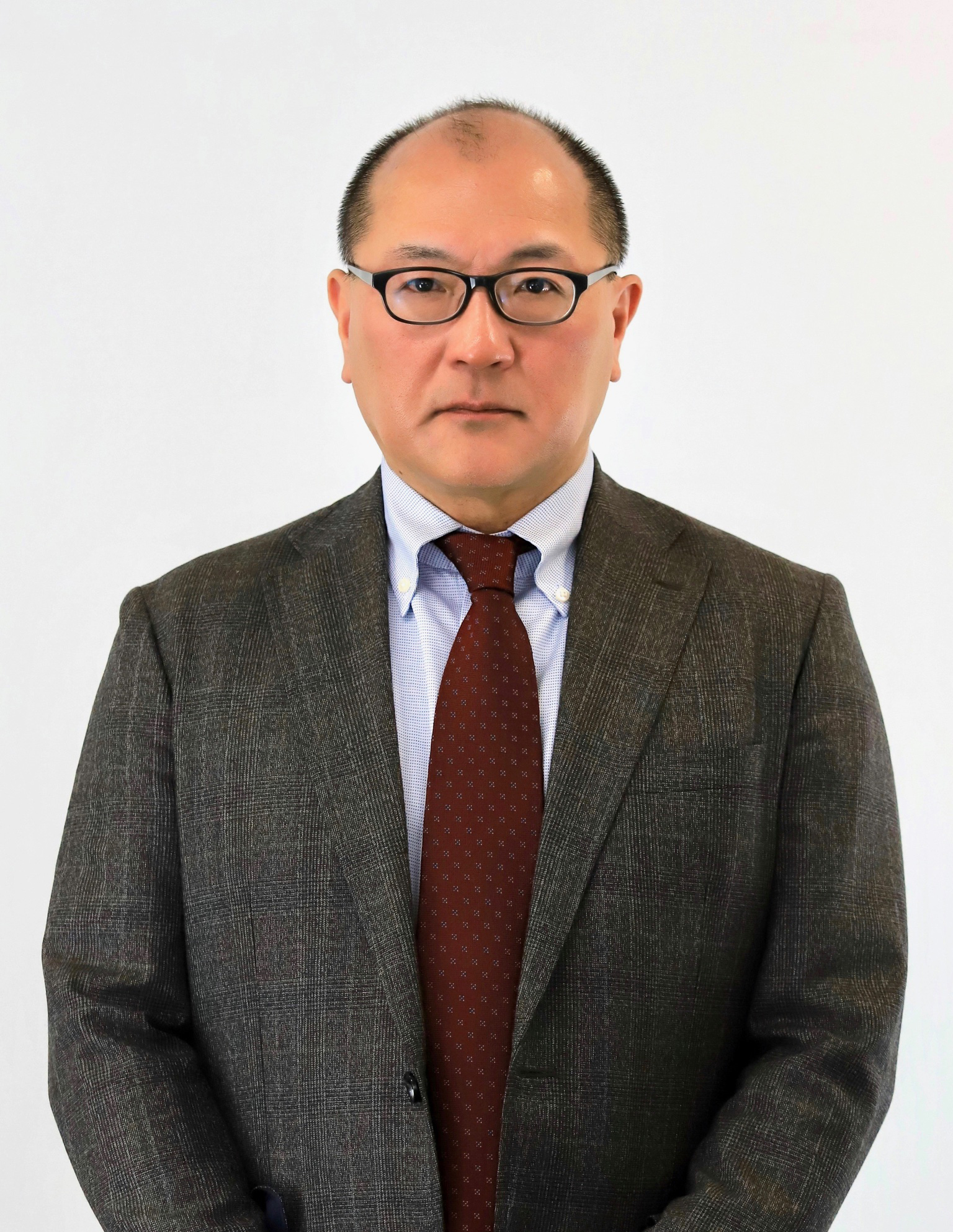 経済学部長　秋森 弘 教授