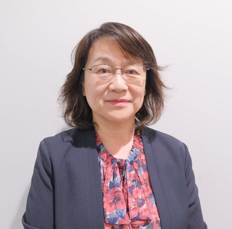 国際学部長　森越　京子 教授
