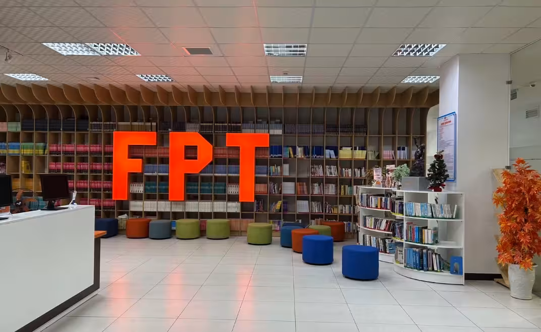FPT大学