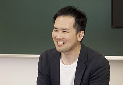 伊藤教授の顔写真